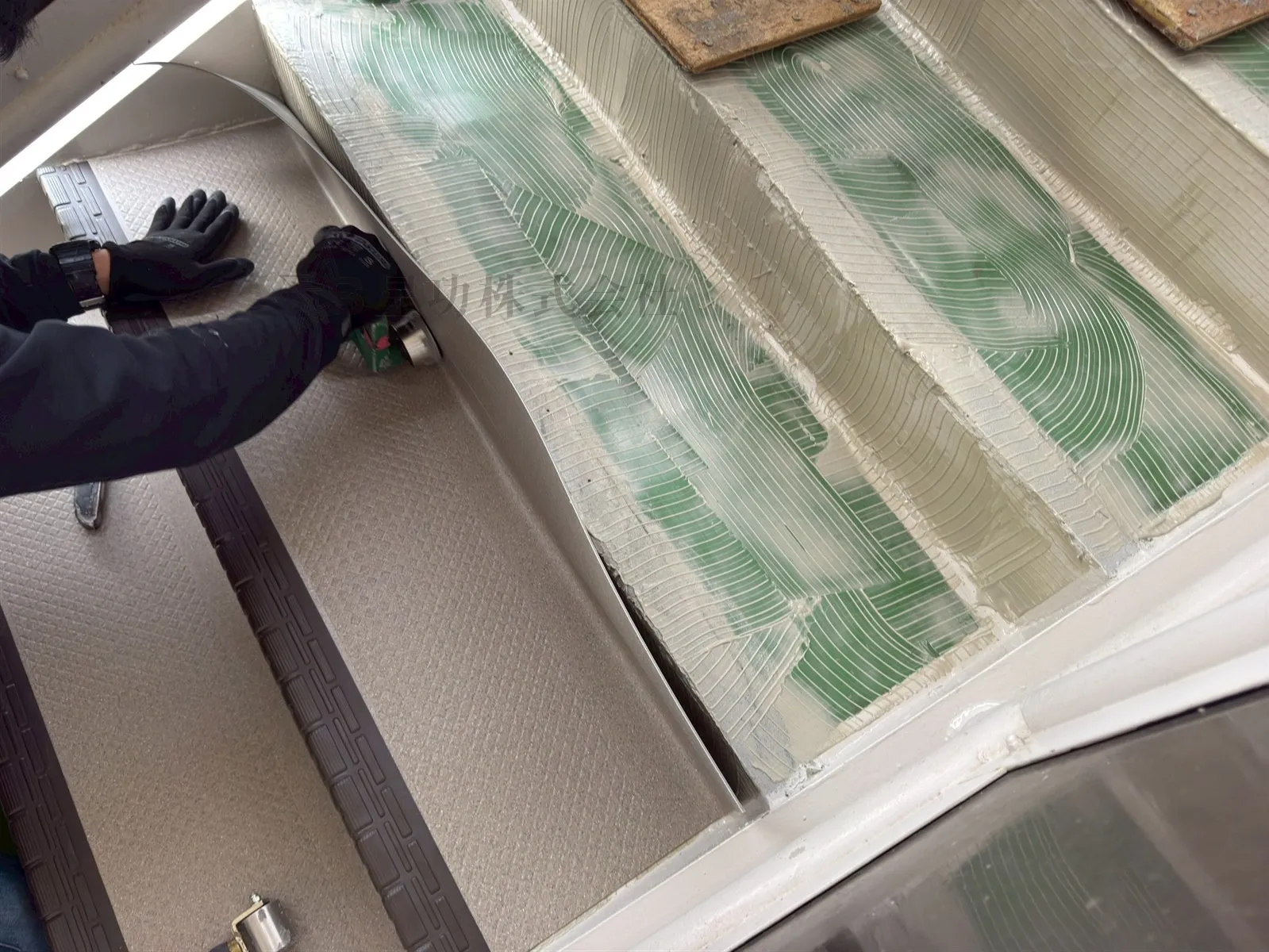 大阪市中学校【非常階段劣化、塗装・修繕工事】