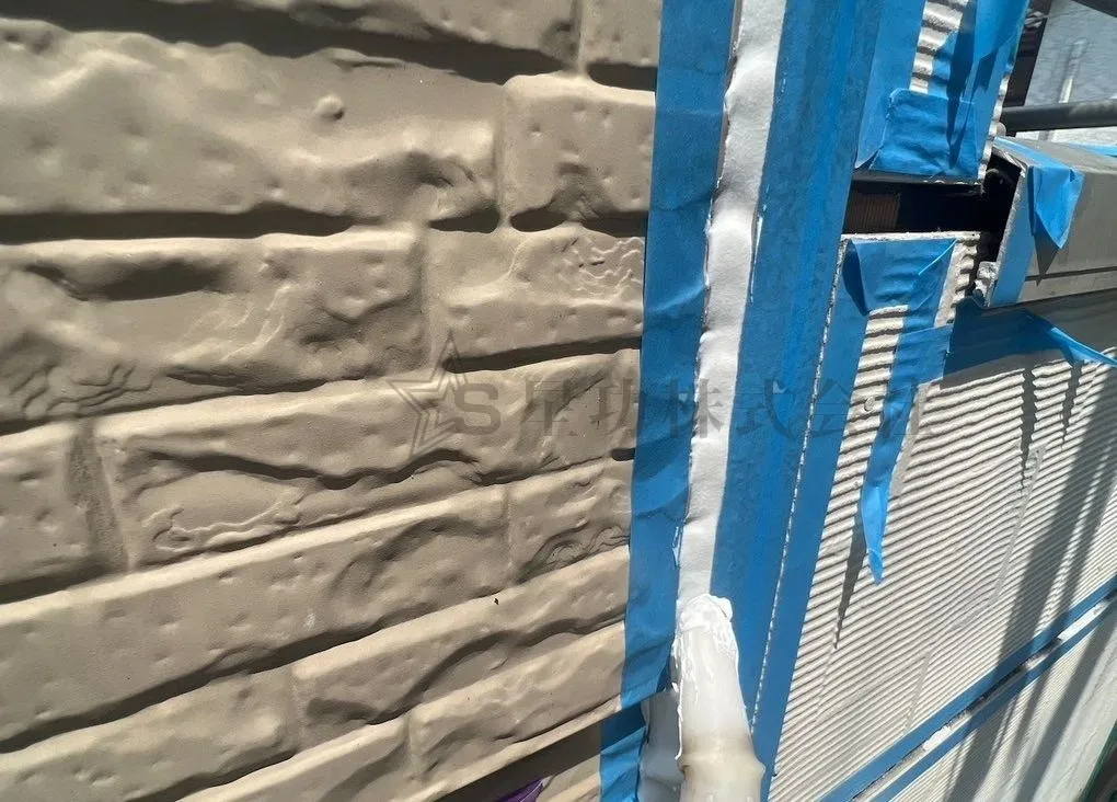 外壁塗装になぜシーリングが必要?建物を守る“防水の要”を分かりやすく解説